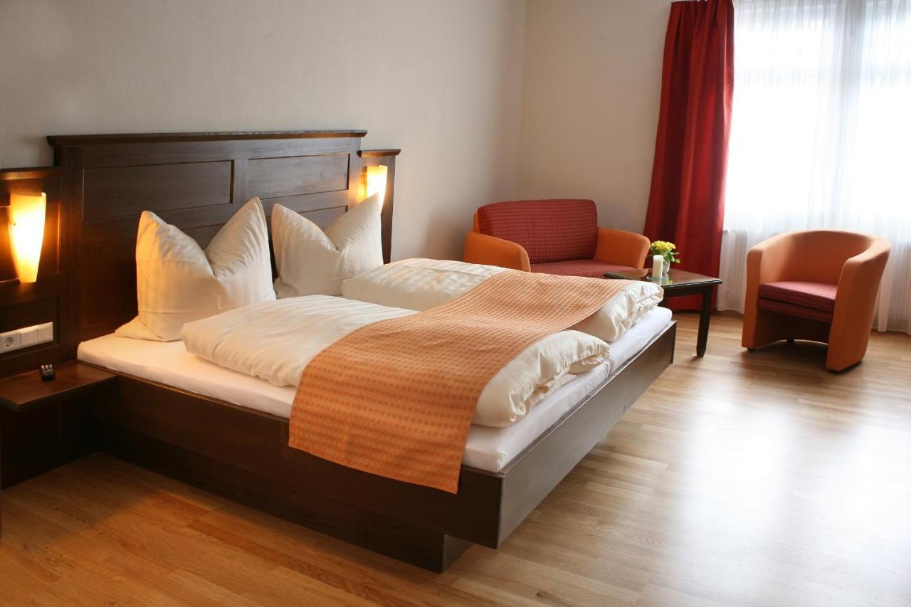 Loewen-Post Hotel Alpirsbach Buitenkant foto
