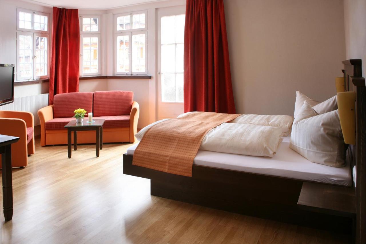 Loewen-Post Hotel Alpirsbach Buitenkant foto